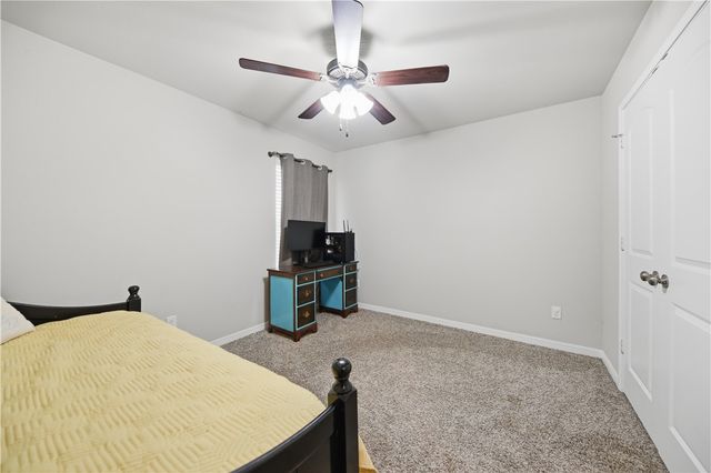 808 Mockingbird Street, Navasota, TX 77868