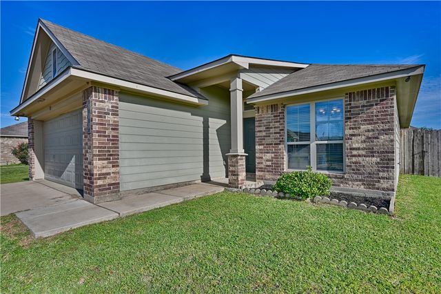 808 Mockingbird Street, Navasota, TX 77868