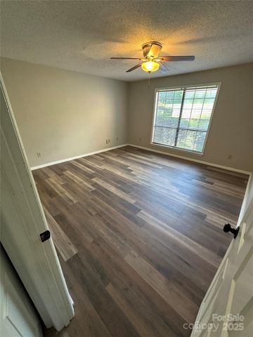 4621 Hamory Drive, Charlotte, NC 28212