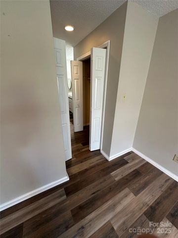 4621 Hamory Drive, Charlotte, NC 28212