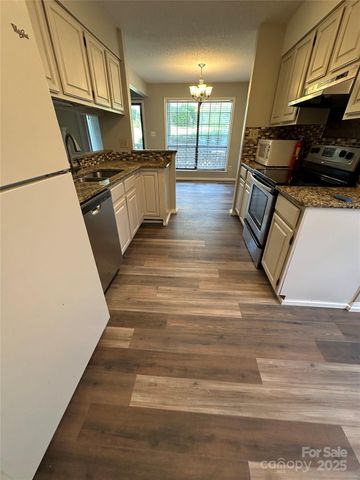 4621 Hamory Drive, Charlotte, NC 28212