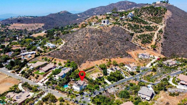 797 Vista Canyon Circle, Vista, CA 92084