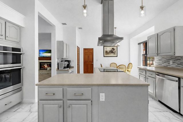 13607 2ND AVENUE E, Bradenton, FL 34212