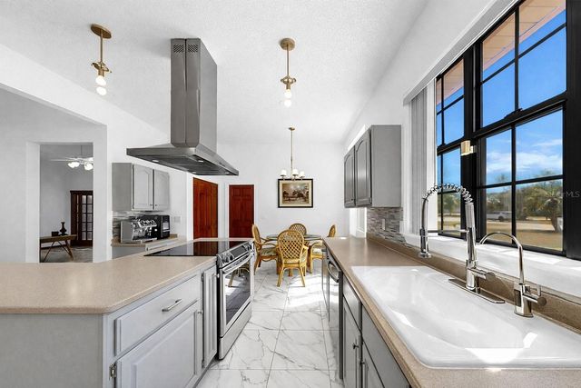 13607 2ND AVENUE E, Bradenton, FL 34212