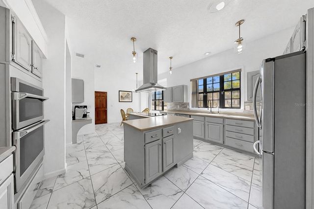 13607 2ND AVENUE E, Bradenton, FL 34212