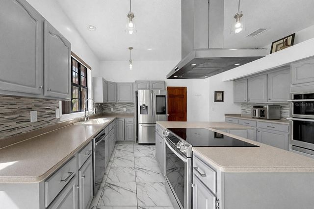 13607 2ND AVENUE E, Bradenton, FL 34212