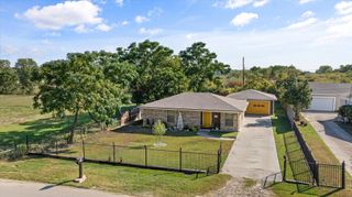 2220 Andover Street, Sansom Park, TX 76114