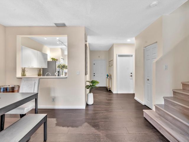 20930 Vía Azalea 5, Boca Raton, FL 33428