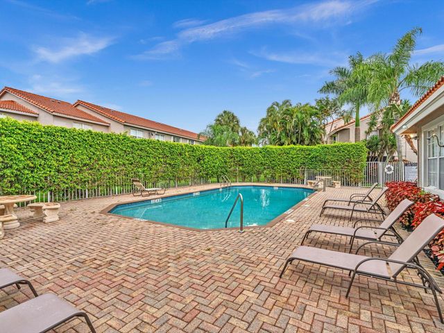 20930 Vía Azalea 5, Boca Raton, FL 33428