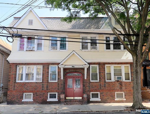 287-289 New York Avenue, Newark, NJ 07105