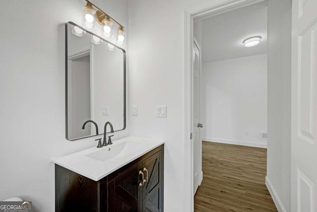 9035 Sandorn Drive, Roswell, GA 30075