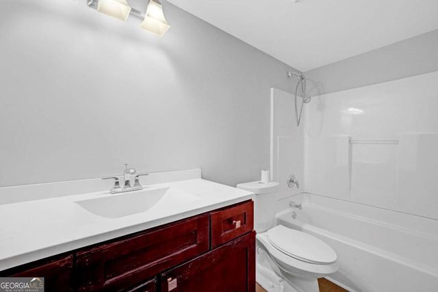 9035 Sandorn Drive, Roswell, GA 30075