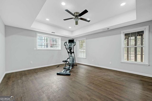 9035 Sandorn Drive, Roswell, GA 30075