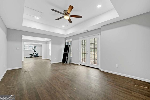 9035 Sandorn Drive, Roswell, GA 30075