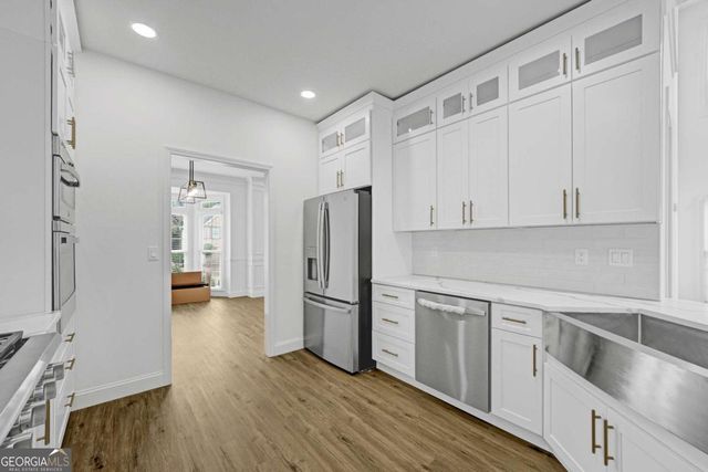 9035 Sandorn Drive, Roswell, GA 30075