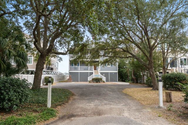 3111 First Ave. S, Murrells Inlet, SC 29576