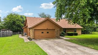 6947 S 30 West Avenue, Tulsa, OK 74132