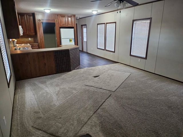 1505 OAK HILL RD, Bolivar, TN 38008