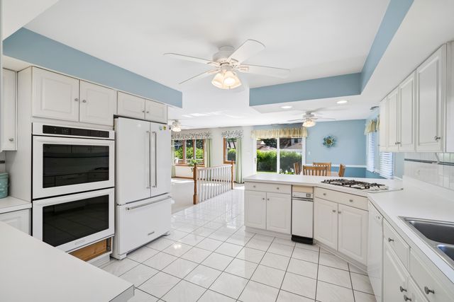 7727 N Oconto Avenue, Niles, IL 60714
