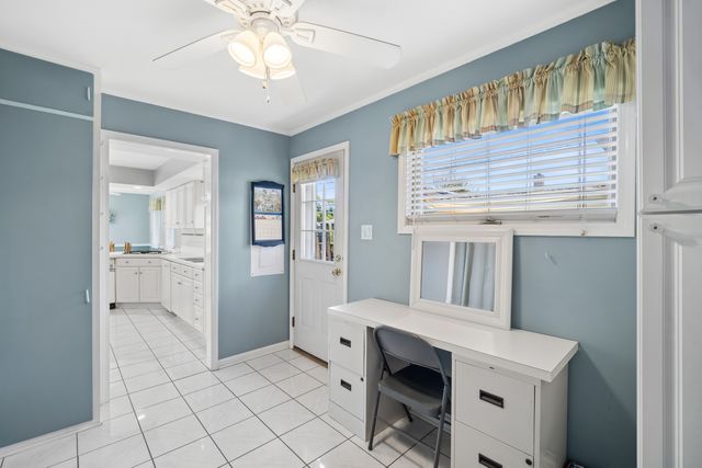 7727 N Oconto Avenue, Niles, IL 60714