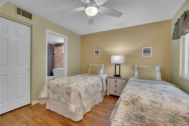 4644 LONGWATER 97, Sarasota, FL 34235