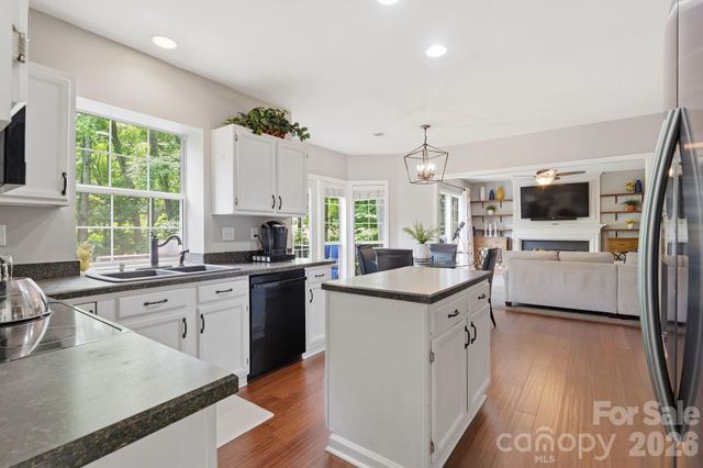 4219 Beauvista Drive, Charlotte, NC 28269