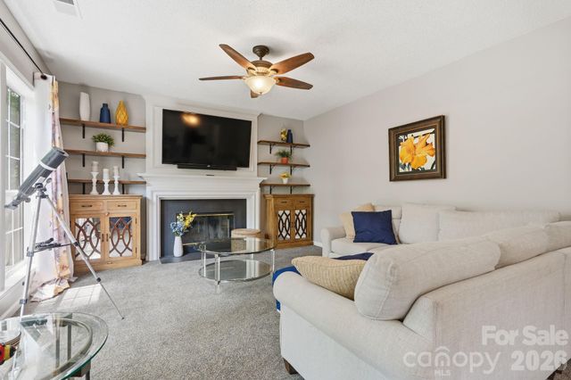 4219 Beauvista Drive, Charlotte, NC 28269