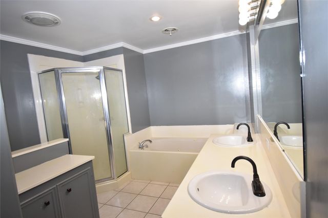 115 Neal Road, Wharton, TX 77488