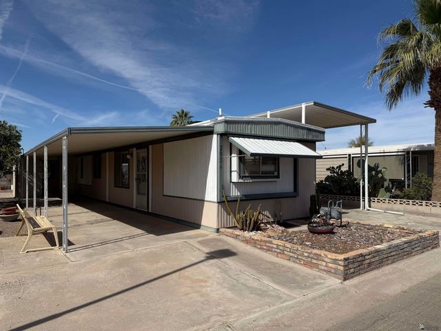 2034 S Roadrunner Ave, Yuma, AZ 85364