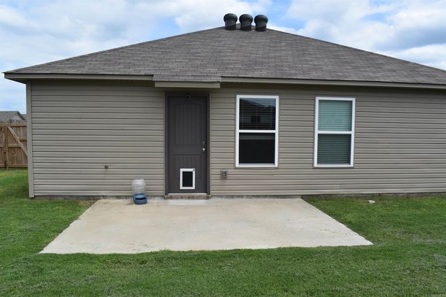45 Oak Leaf Drive, Conway, AR 72032