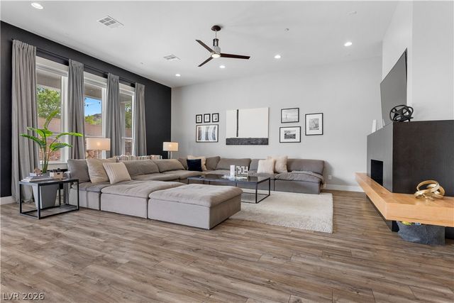 311 Lookout Avenue, Henderson, NV 89002