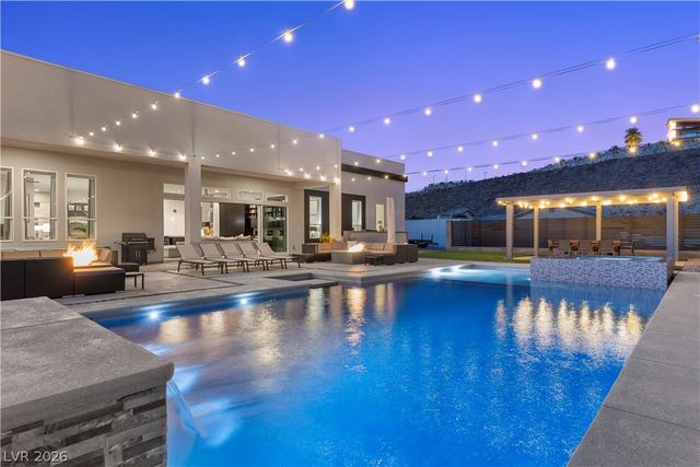 311 Lookout Avenue, Henderson, NV 89002
