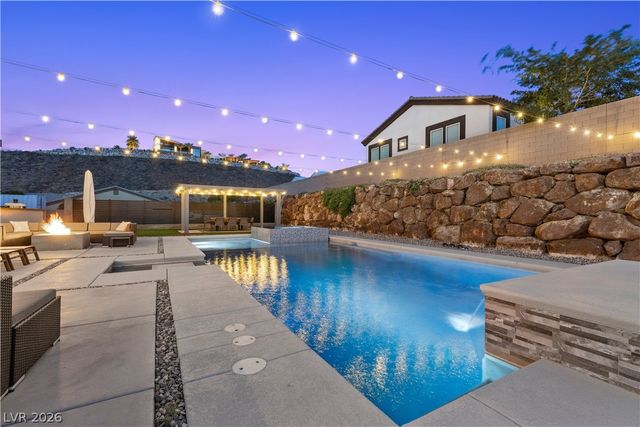 311 Lookout Avenue, Henderson, NV 89002
