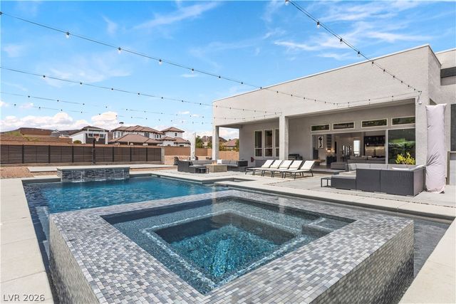 311 Lookout Avenue, Henderson, NV 89002