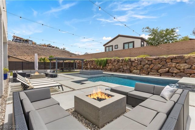311 Lookout Avenue, Henderson, NV 89002