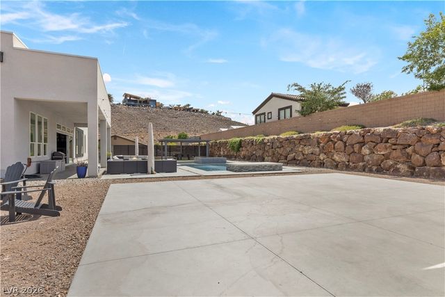311 Lookout Avenue, Henderson, NV 89002