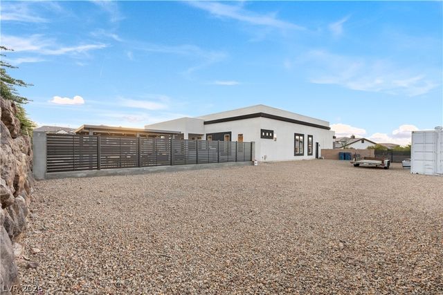 311 Lookout Avenue, Henderson, NV 89002