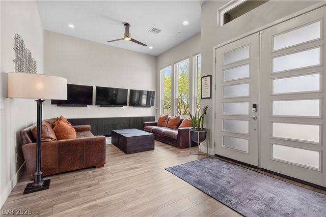 311 Lookout Avenue, Henderson, NV 89002