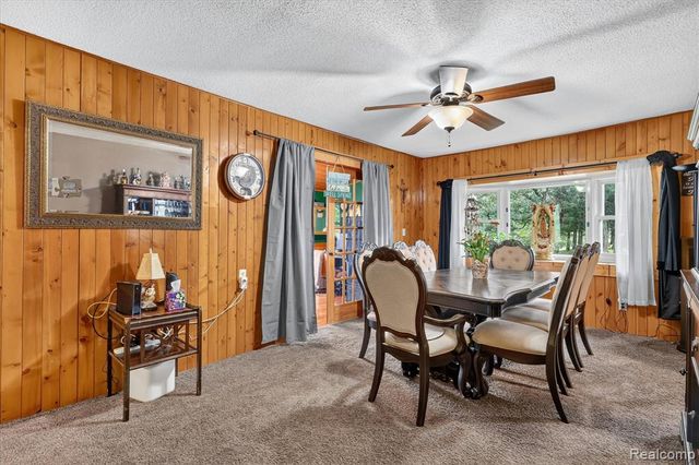 17 E 17 E White Lake Dr, Twin Lakes, Mi 49457 Drive, Twin Lake, MI 49457