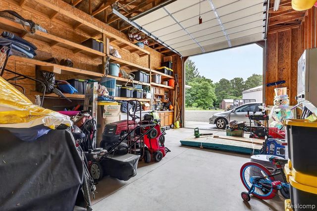 17 E 17 E White Lake Dr, Twin Lakes, Mi 49457 Drive, Twin Lake, MI 49457