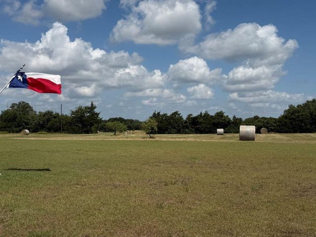 9414 Laird Road, Round Top, TX 78954