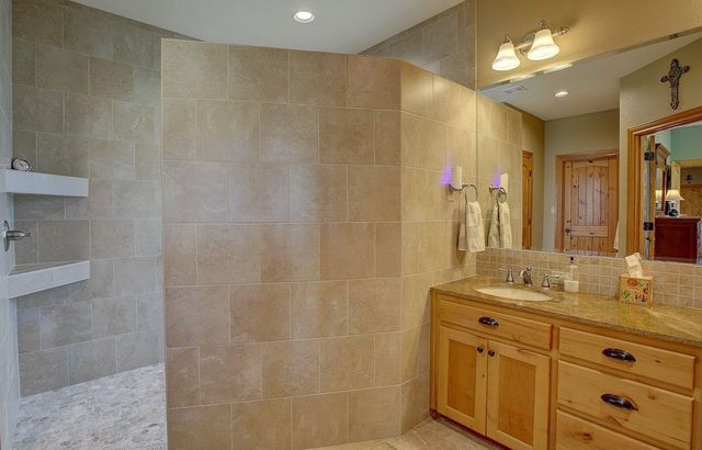 9414 Laird Road, Round Top, TX 78954