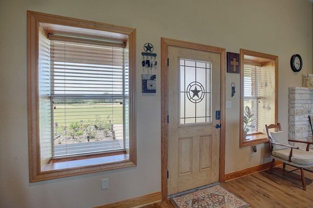 9414 Laird Road, Round Top, TX 78954