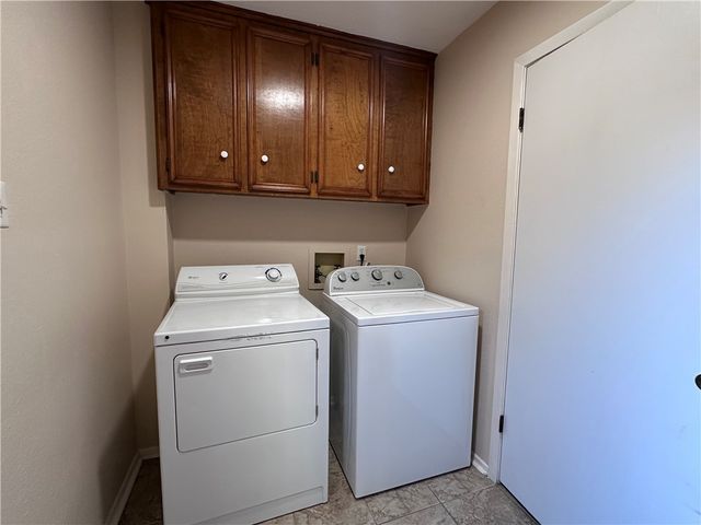 1342 Airline Drive, College Station, TX 77845