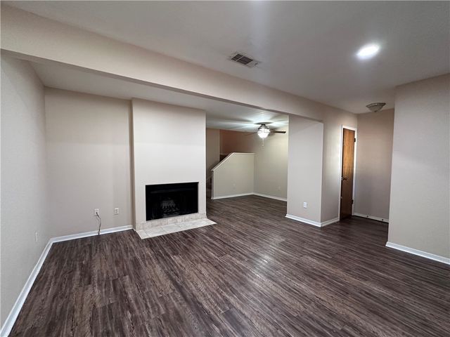 1342 Airline Drive, College Station, TX 77845