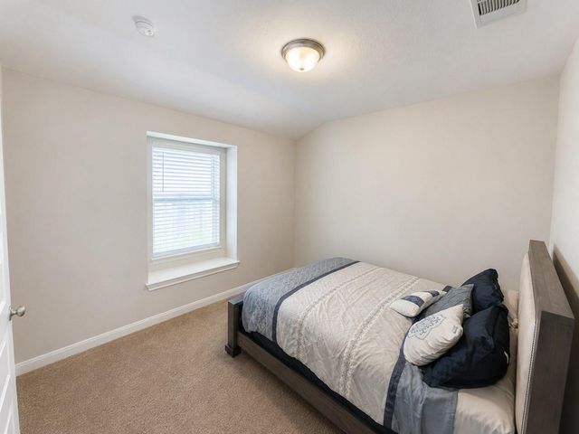 13507 Lake Willoughby Lane, Houston, TX 77044