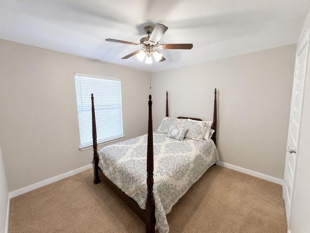 13507 Lake Willoughby Lane, Houston, TX 77044