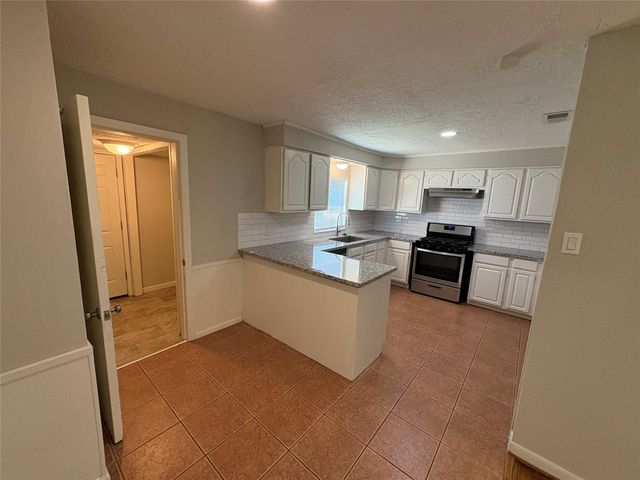 309 Houston Street, Tomball, TX 77375