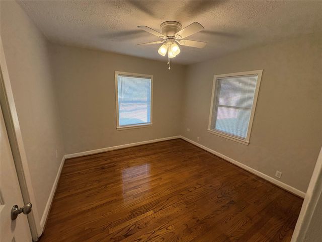 309 Houston Street, Tomball, TX 77375