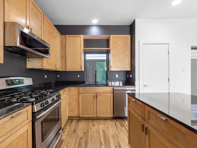 4421 Eigel Street, Houston, TX 77007